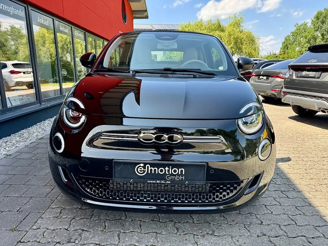 Fiat 500e - Thumbnail 7