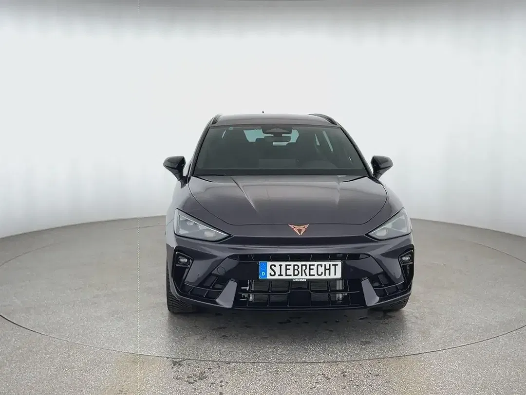 CUPRA Leon - Thumbnail 2