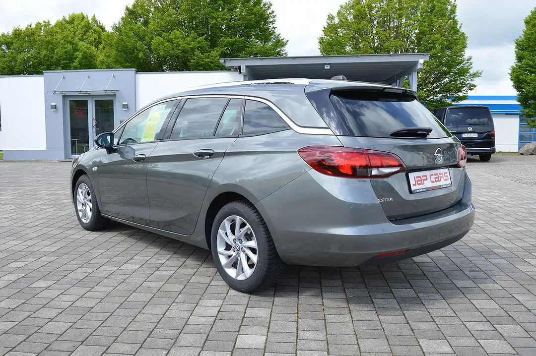 Opel Astra 1.2 Elegance - foto 2