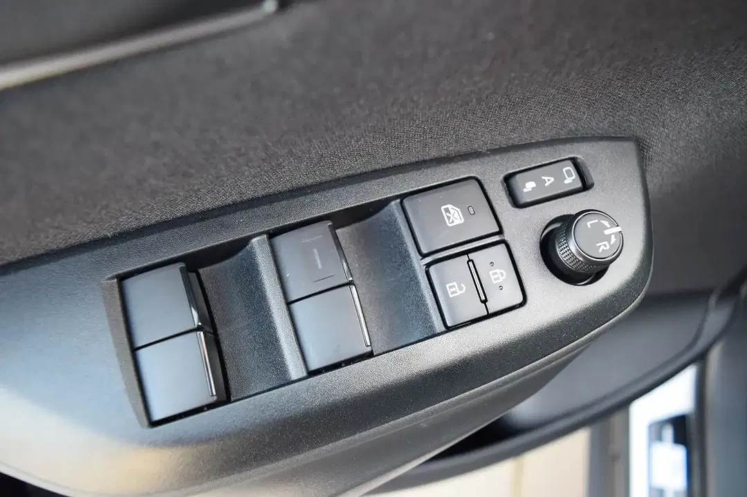 Toyota Yaris Cross - Thumbnail 10