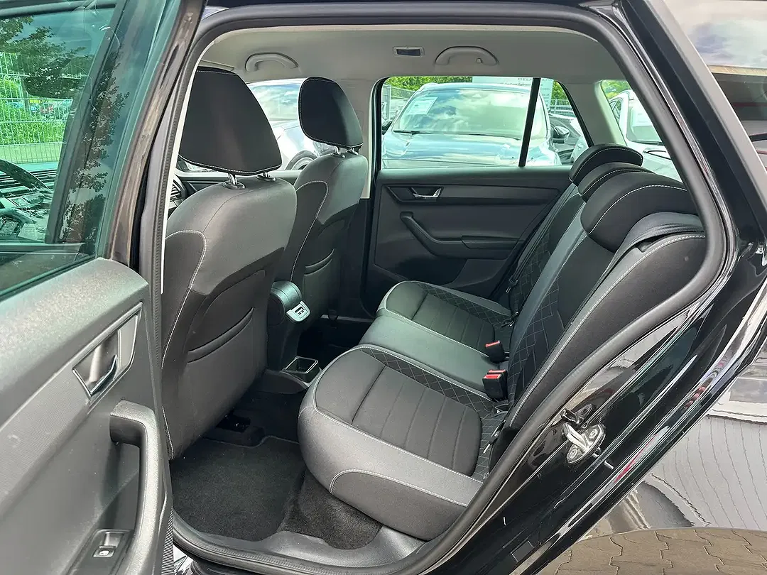 Skoda Fabia 1.0 TSI - foto 8