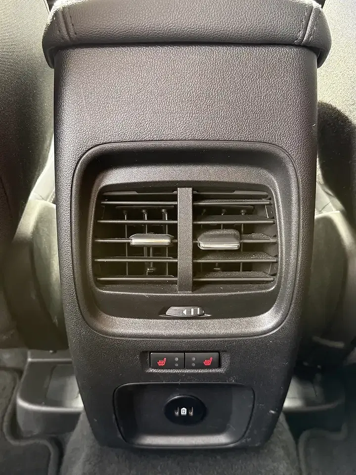 Ford Kuga - Thumbnail 10