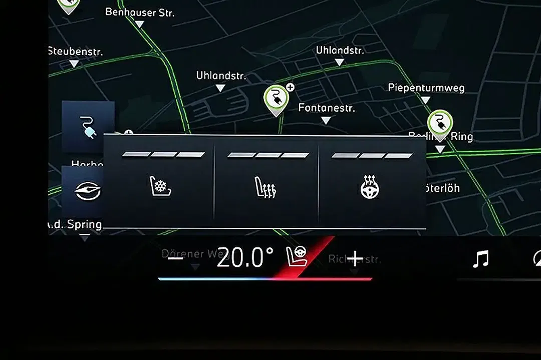 BMW i7 - Thumbnail 11