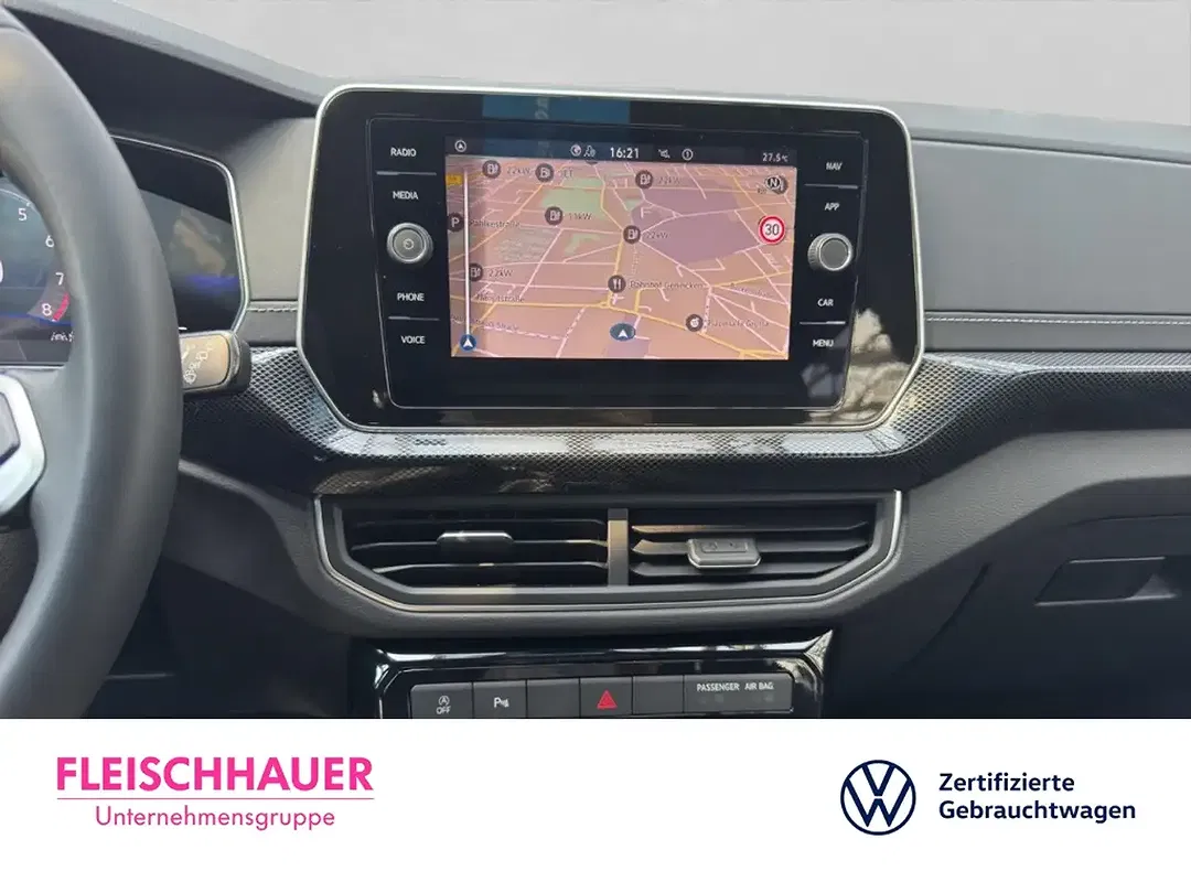 Volkswagen T-Cross - Thumbnail 12