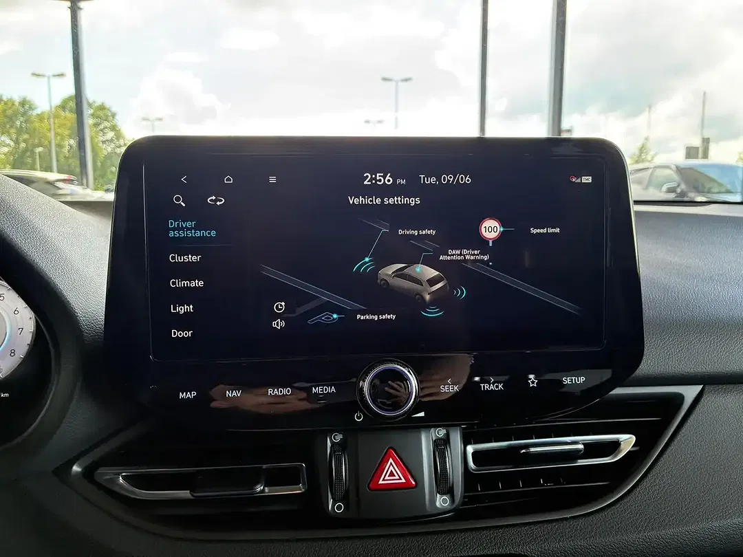 Hyundai i30 - Thumbnail 13