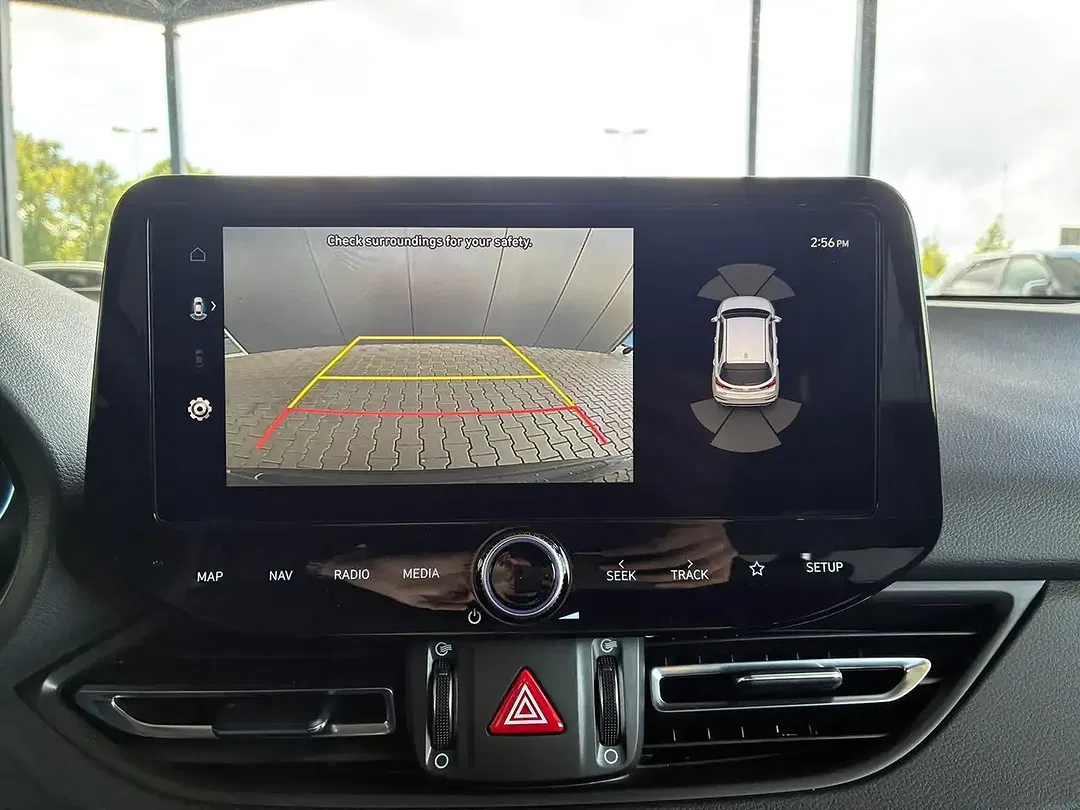 Hyundai i30 - Thumbnail 15