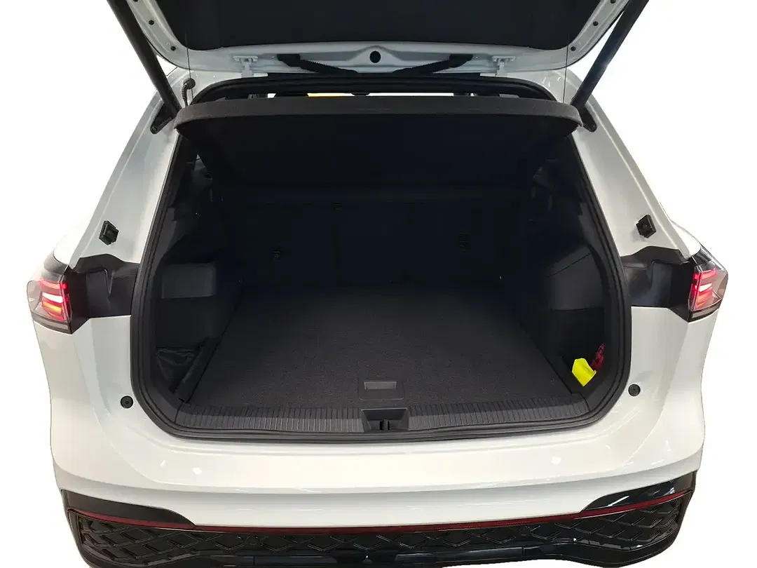 Volkswagen Tiguan - Thumbnail 14