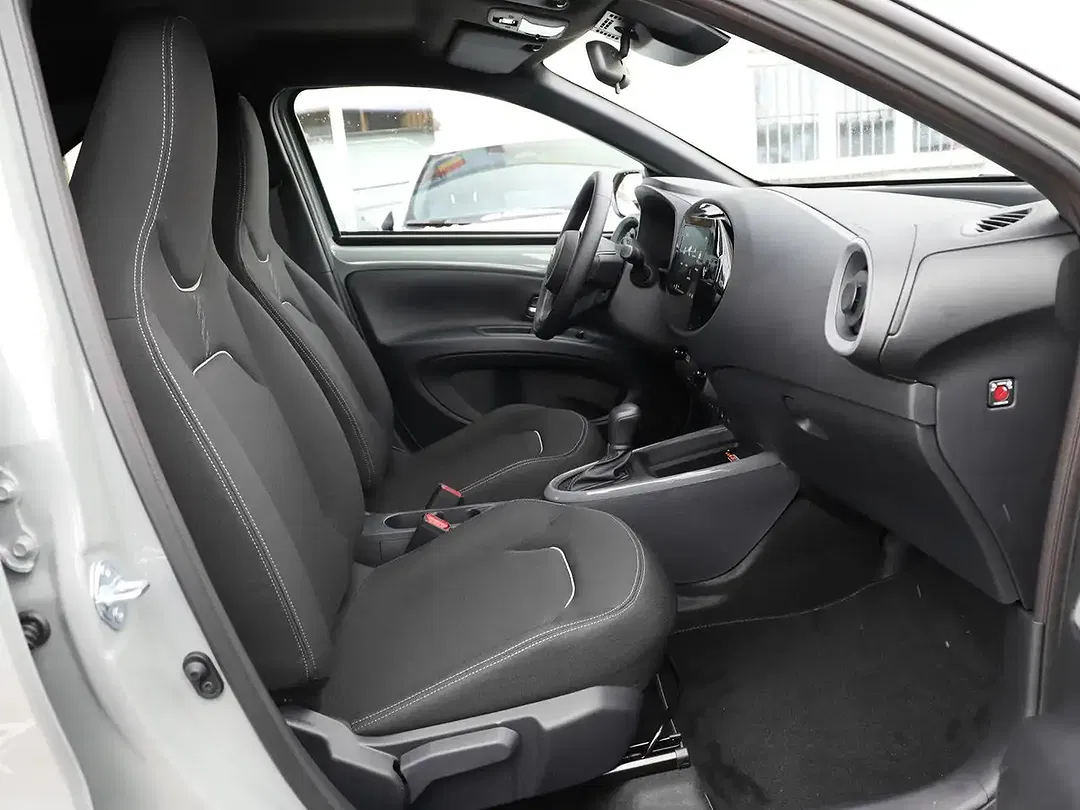 Toyota Aygo X - Thumbnail 5