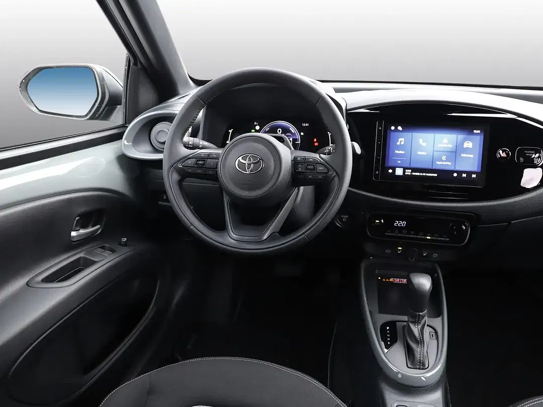 Toyota Aygo X - Thumbnail 8