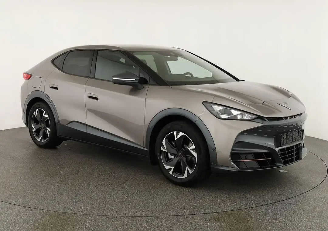 CUPRA Tavascan - Thumbnail 2