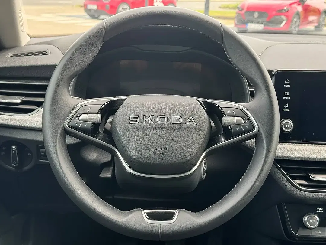 Skoda Kamiq - Thumbnail 11