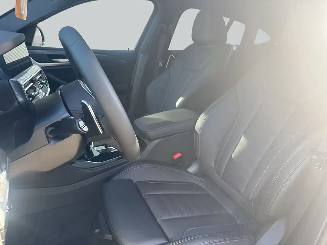BMW X4 - Thumbnail 11