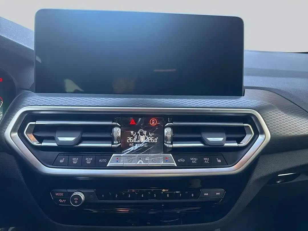 BMW X4 - Thumbnail 19