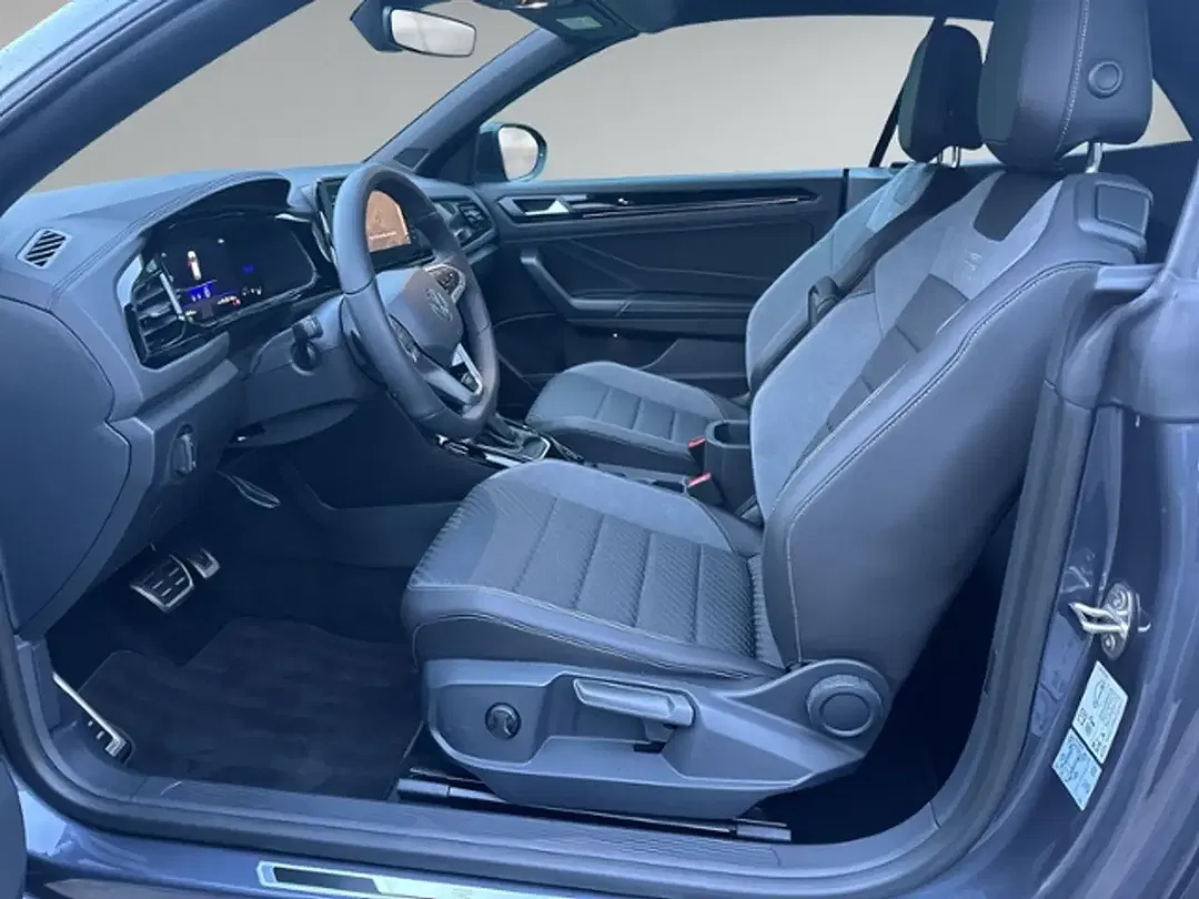 Volkswagen T-Roc - Thumbnail 7