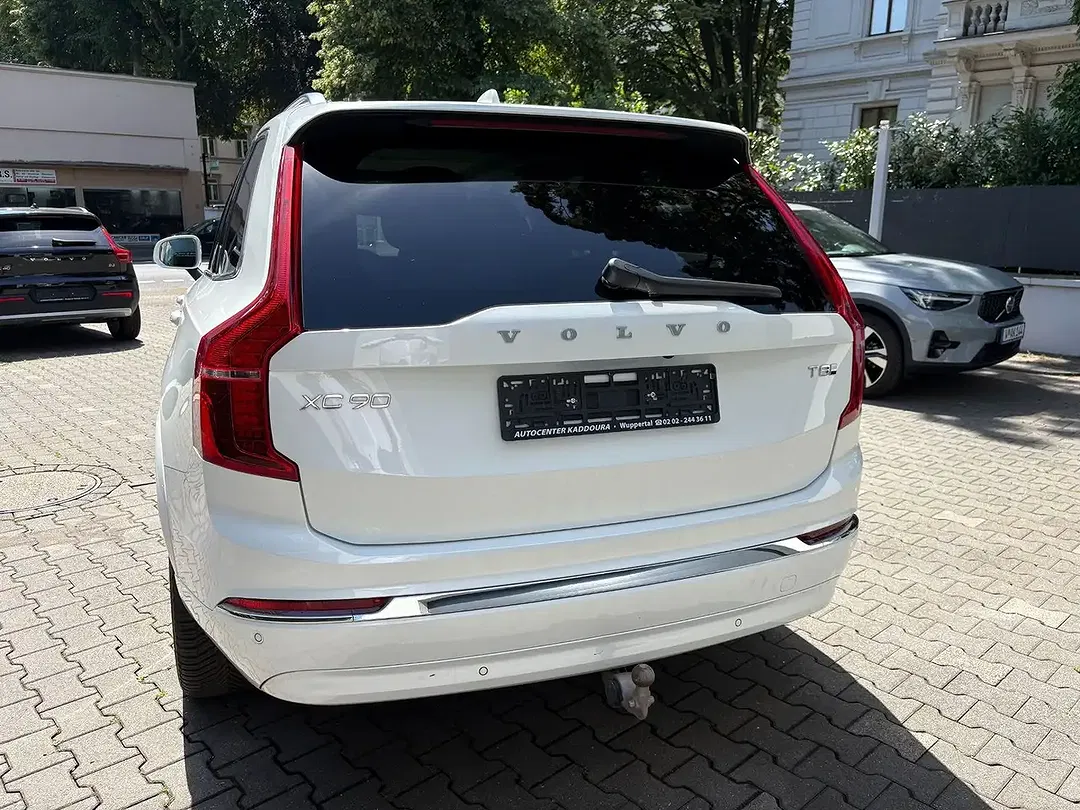 Volvo XC90 - Thumbnail 6