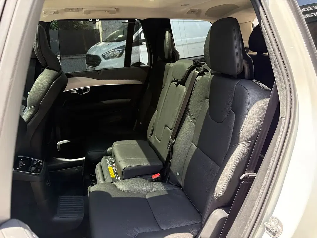 Volvo XC90 - Thumbnail 9