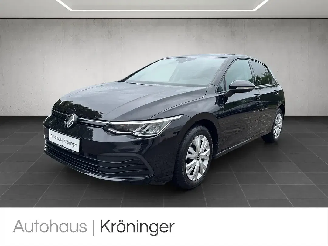 Volkswagen Golf - Thumbnail 1