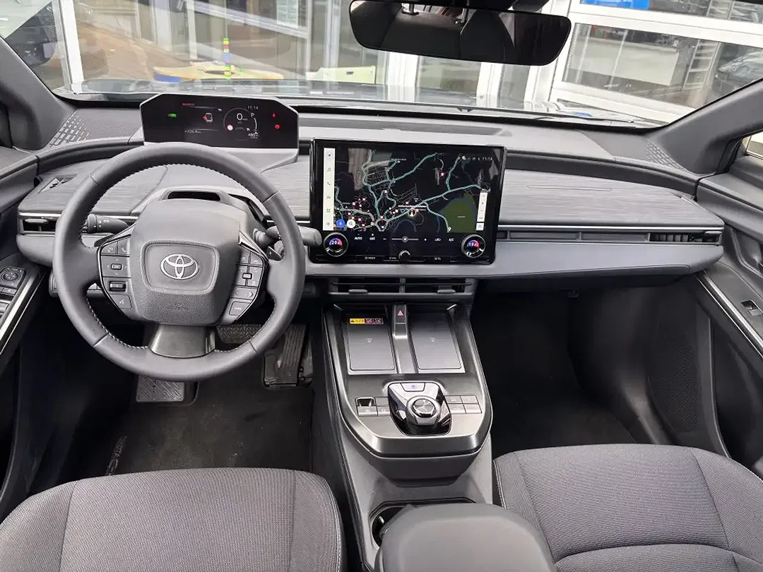 Toyota C-HR - Thumbnail 7