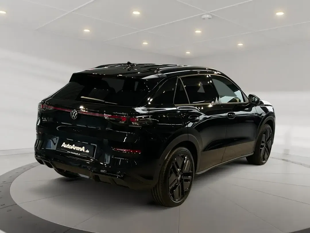 Volkswagen T-Roc - Thumbnail 2