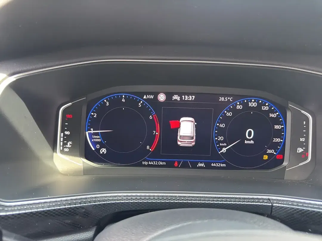 Volkswagen T-Cross - Thumbnail 13