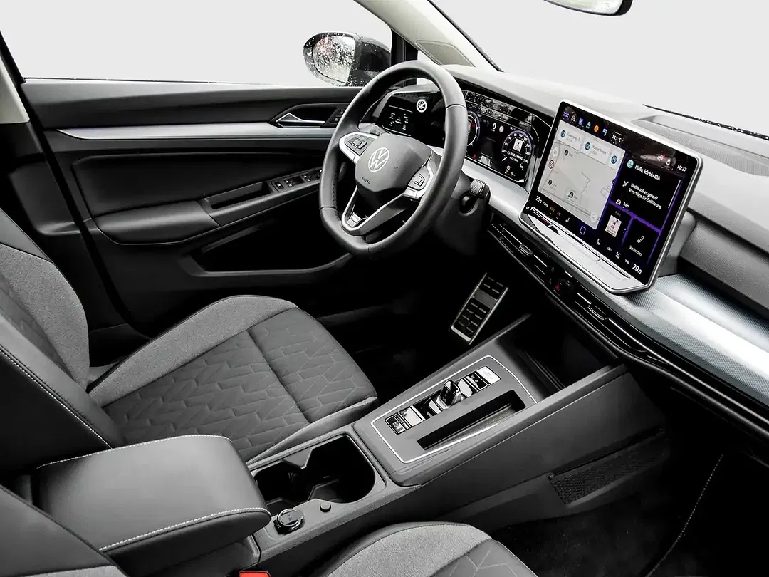 Volkswagen Golf - Thumbnail 3