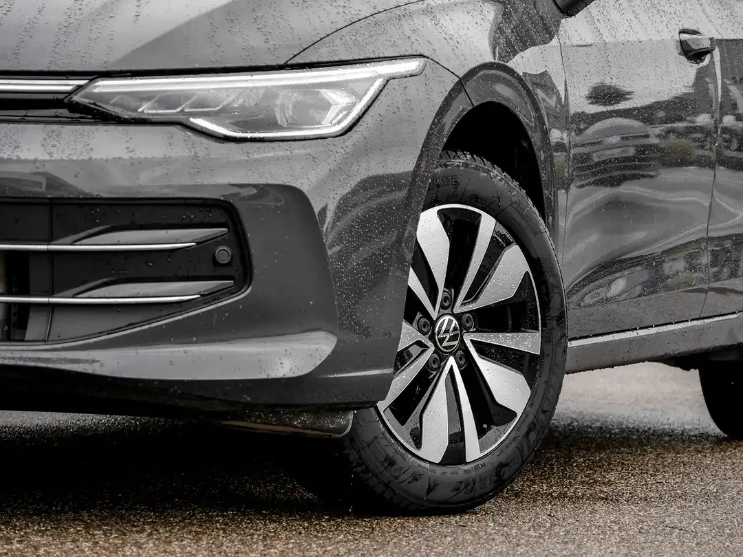Volkswagen Golf - Thumbnail 5