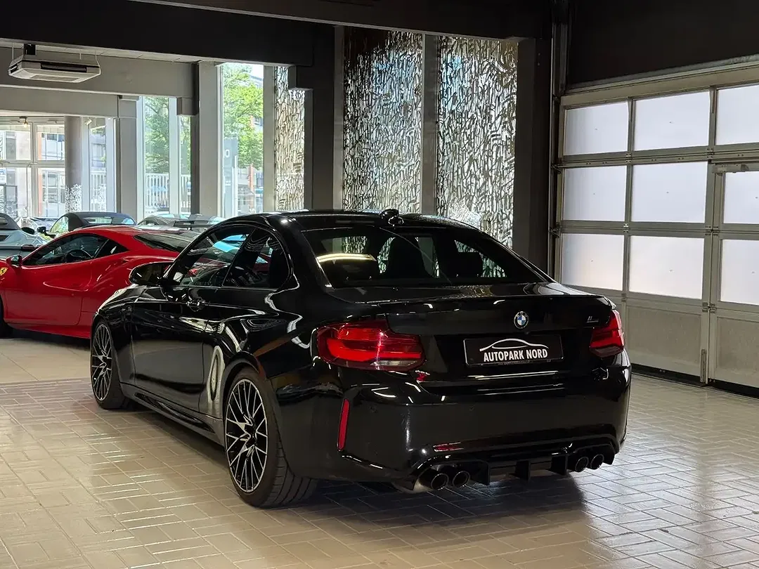 BMW M2 - Thumbnail 5