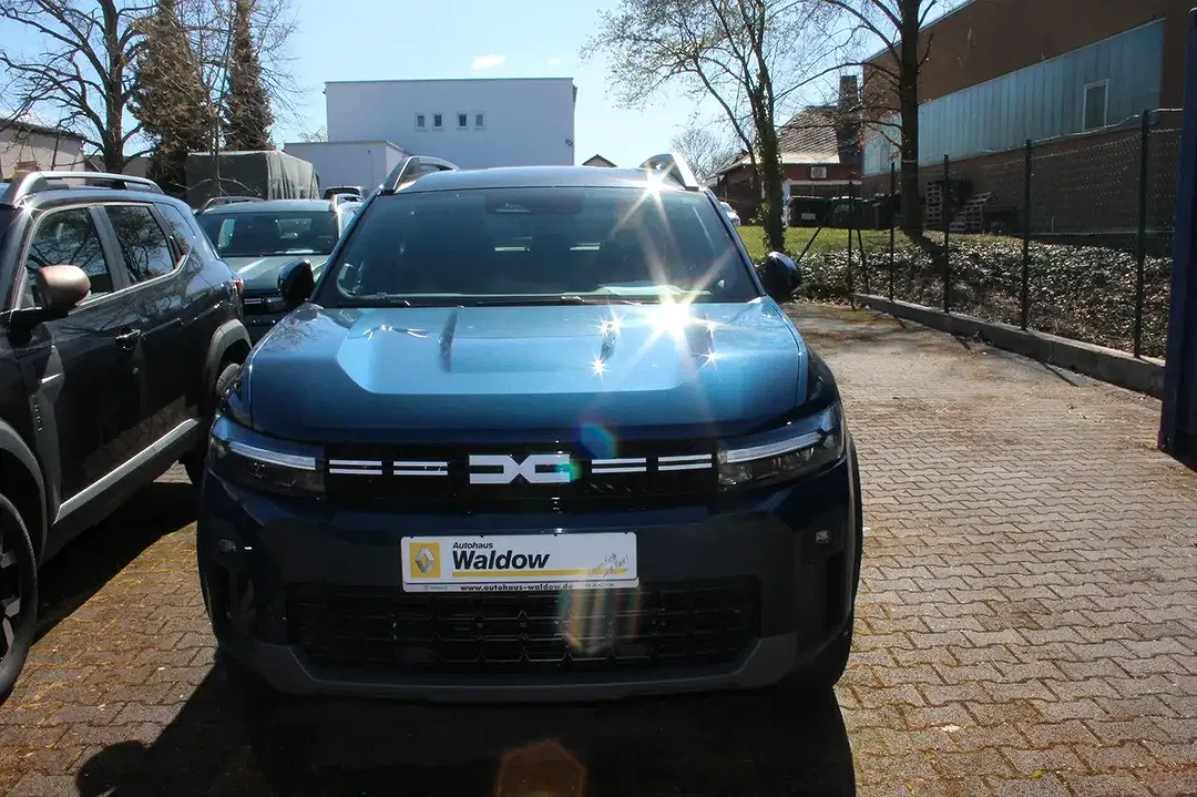 Dacia Bigster - Thumbnail 1