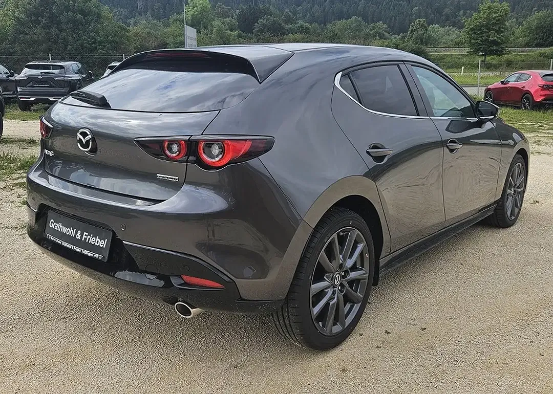 Mazda 3 - Thumbnail 10
