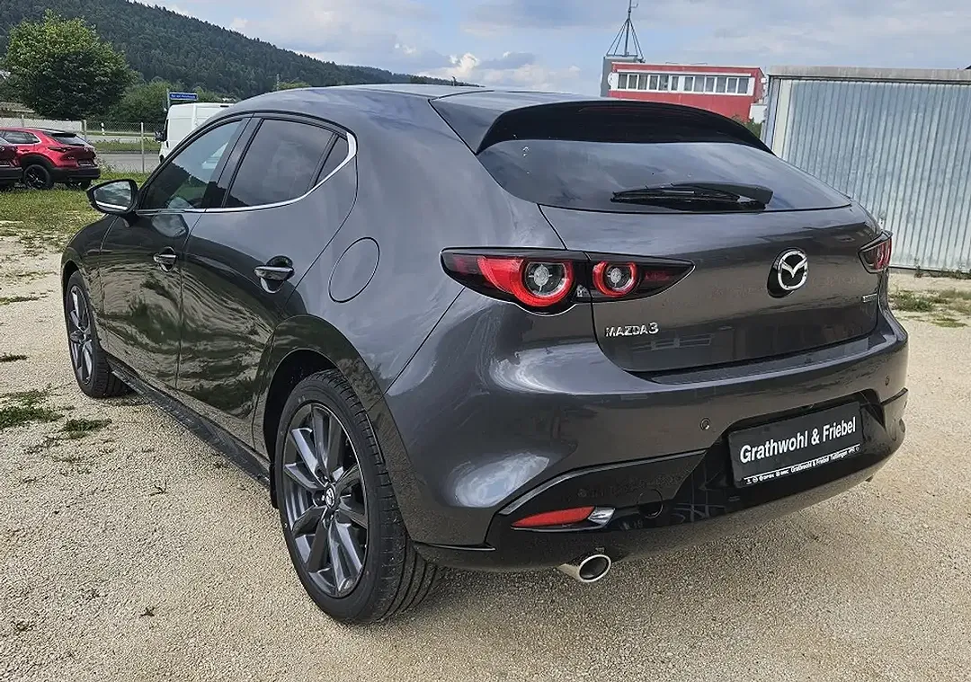 Mazda 3 - Thumbnail 13