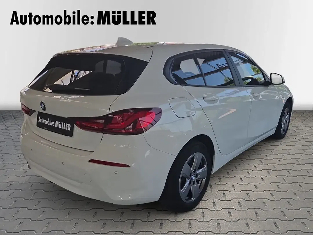 BMW 118 - Thumbnail 8