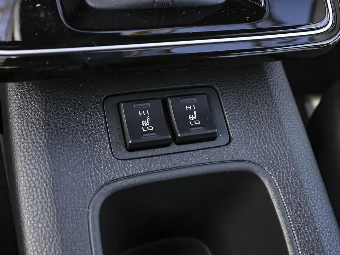 Toyota Corolla Cross - Thumbnail 4