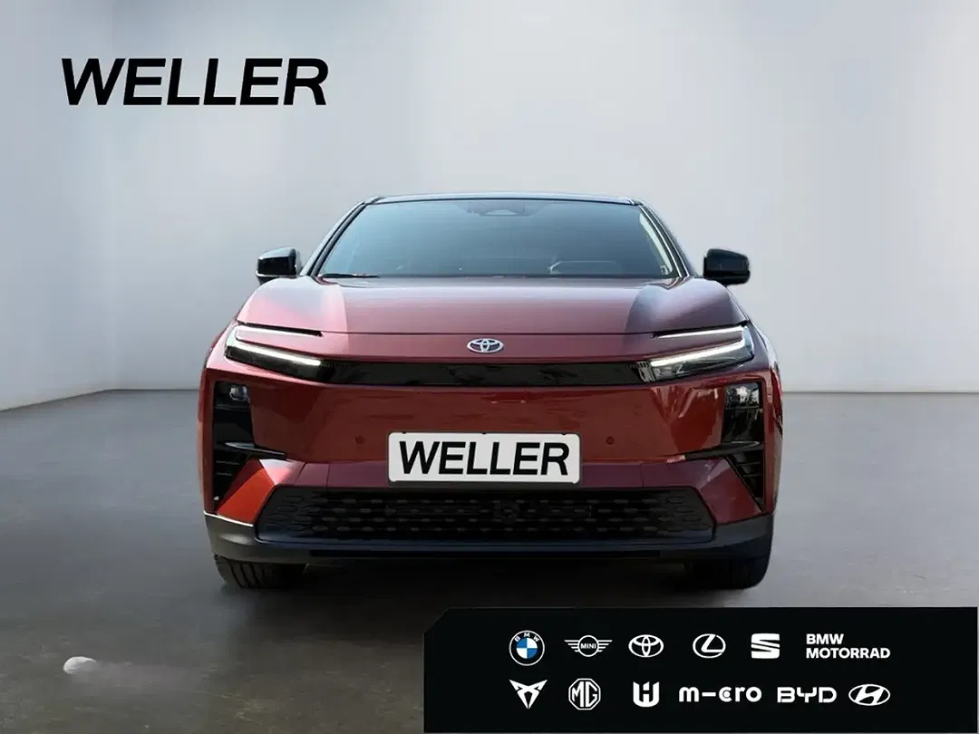 Toyota C-HR+ - Thumbnail 2