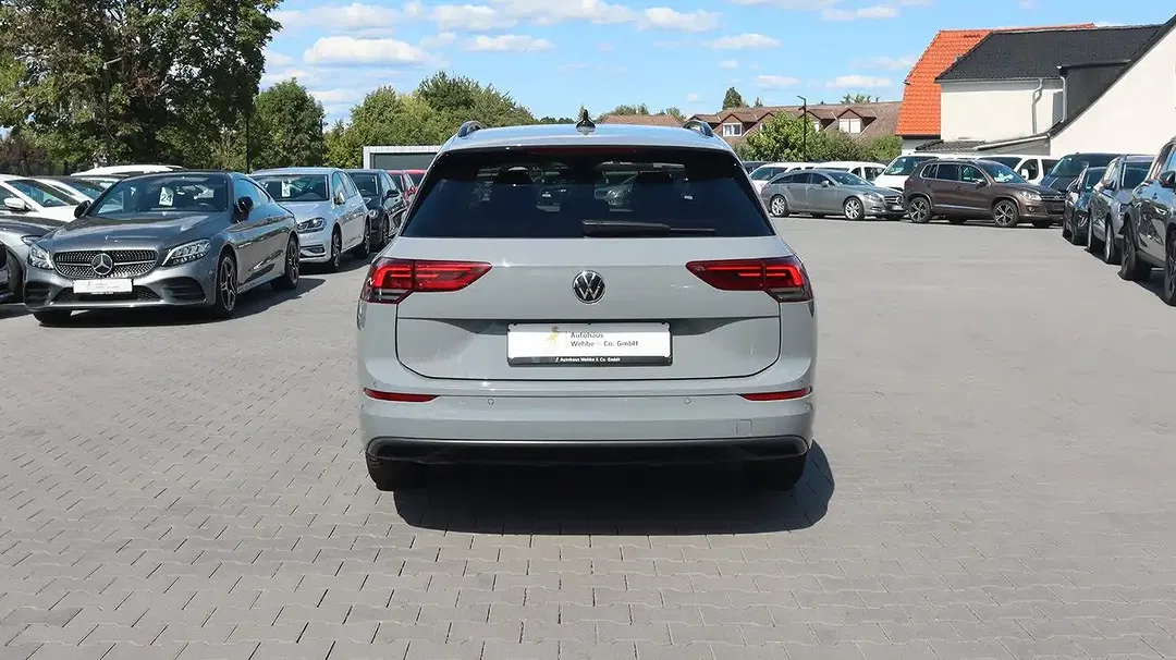 Volkswagen Golf - Thumbnail 5