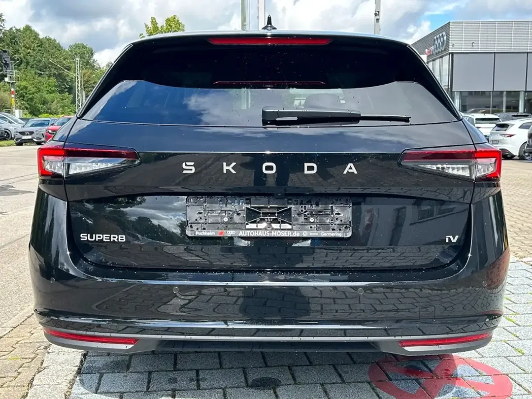 Skoda Superb - Thumbnail 4