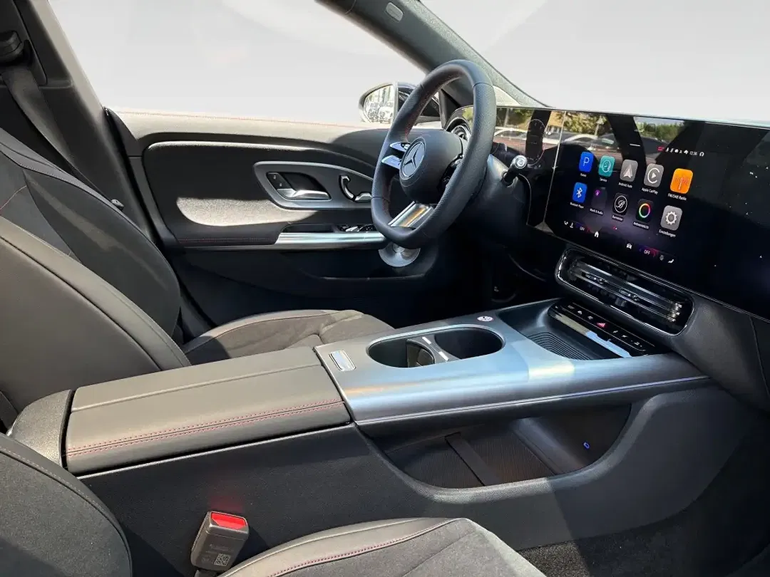 Mercedes-Benz CLA 220 - Thumbnail 9