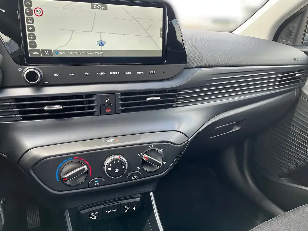 Hyundai i20 - Thumbnail 11