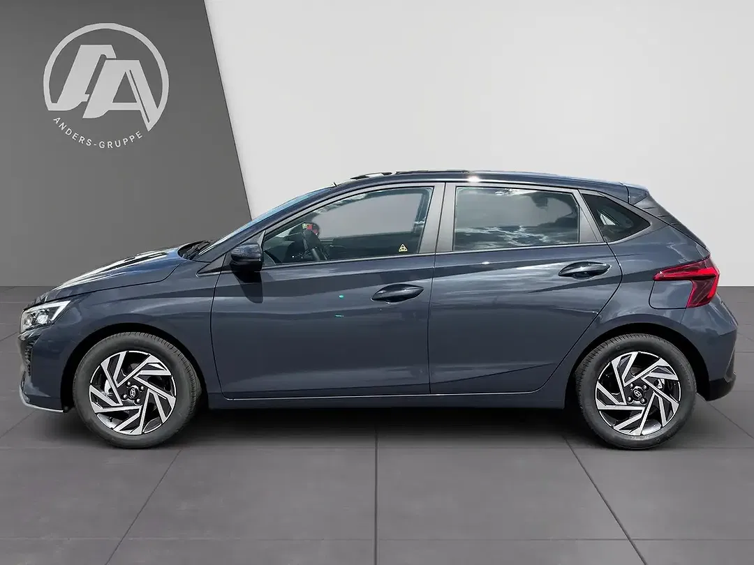 Hyundai i20 - Thumbnail 3