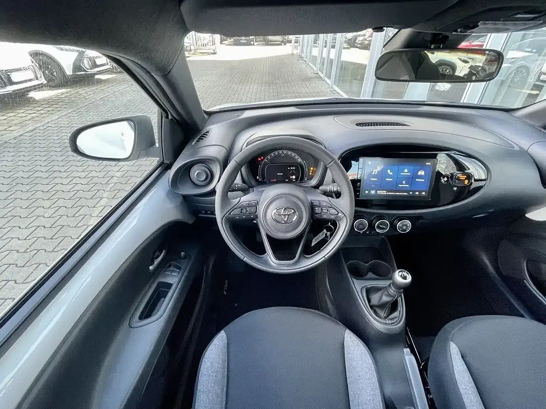 Toyota Aygo X - Thumbnail 9