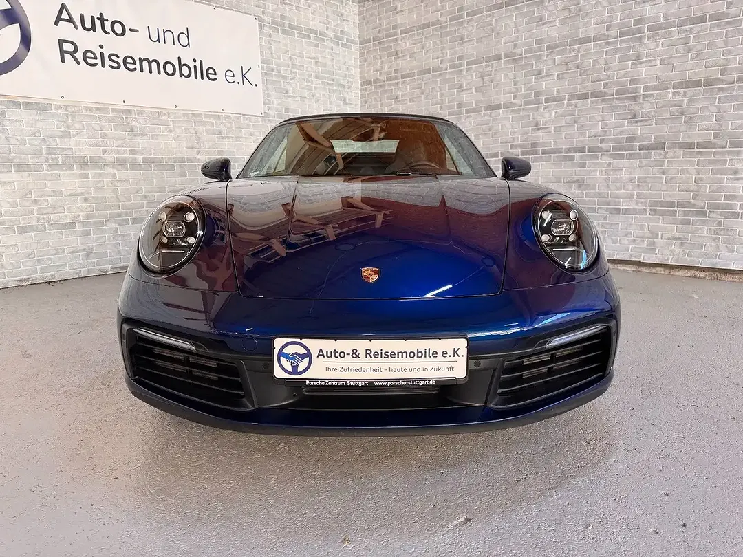 Porsche 911 - Thumbnail 3