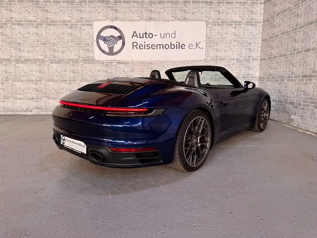 Porsche 911 - Thumbnail 8