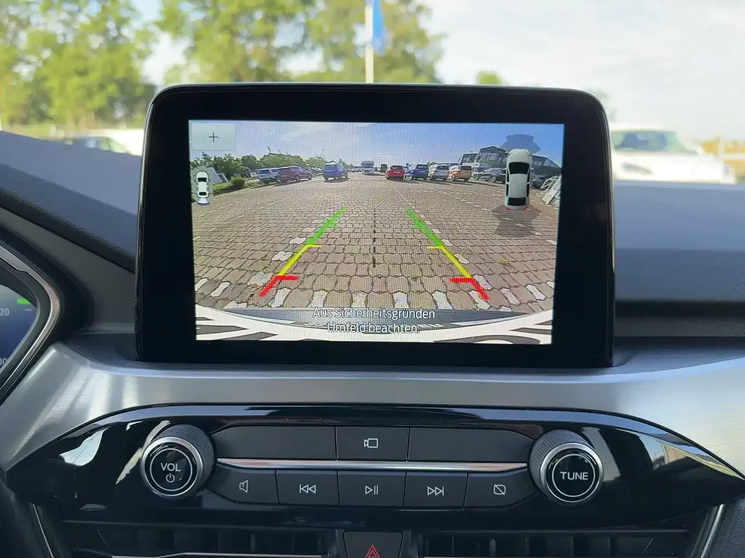 Ford Kuga - Thumbnail 11