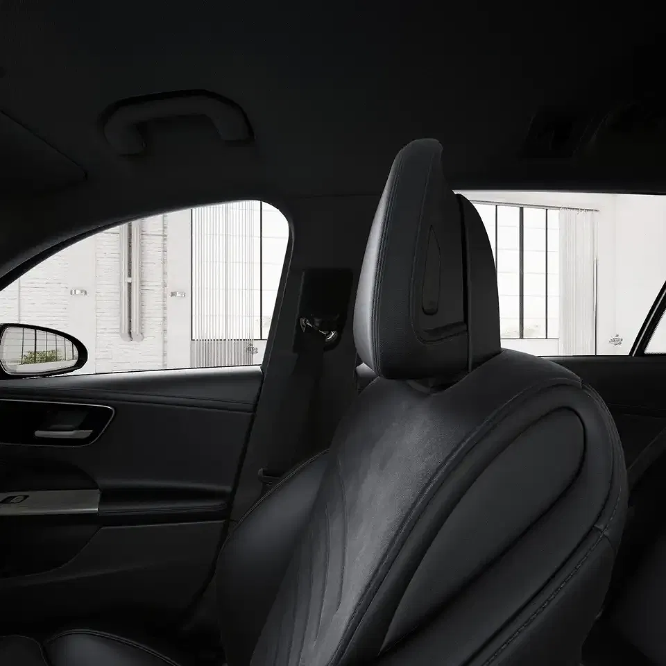 Mercedes-Benz C 300 - Thumbnail 14