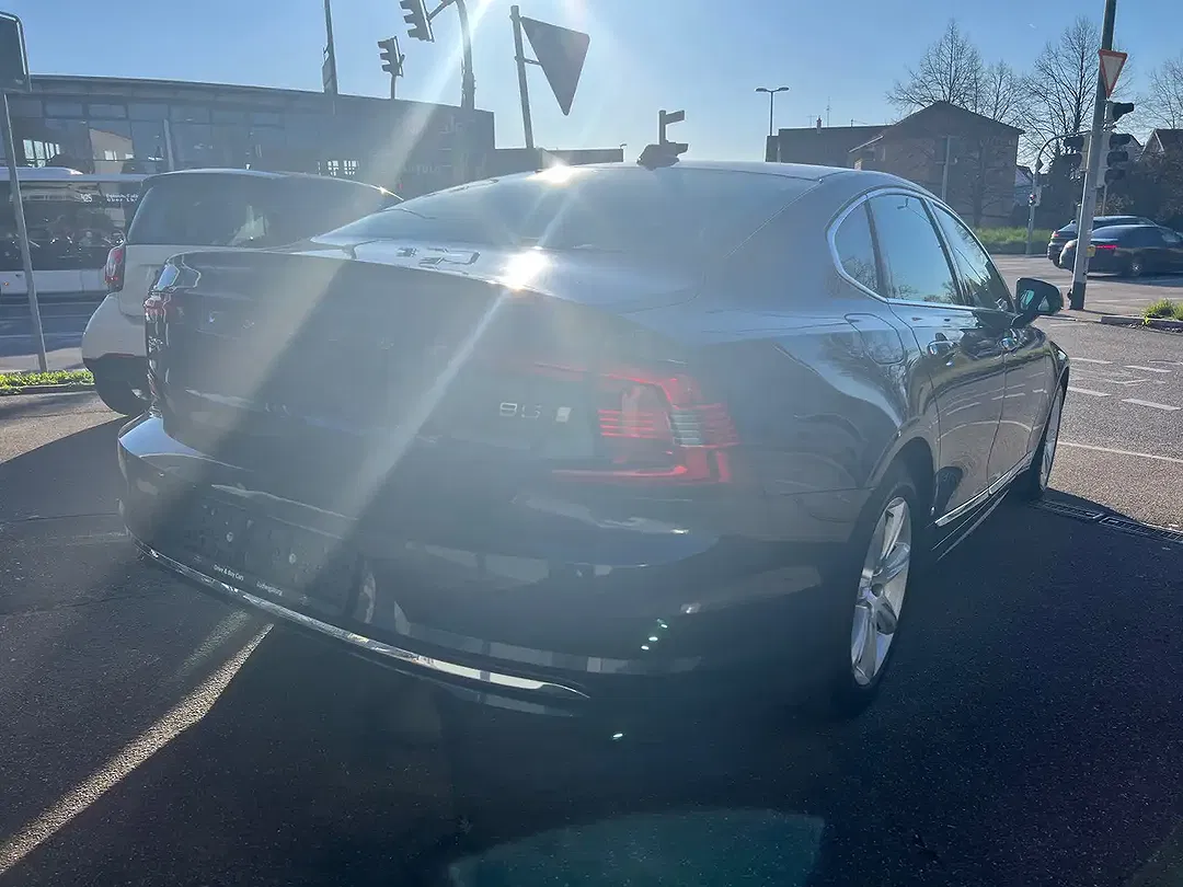 Volvo S90 - Thumbnail 5