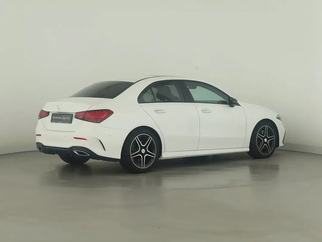 Mercedes-Benz A 220 - Thumbnail 6