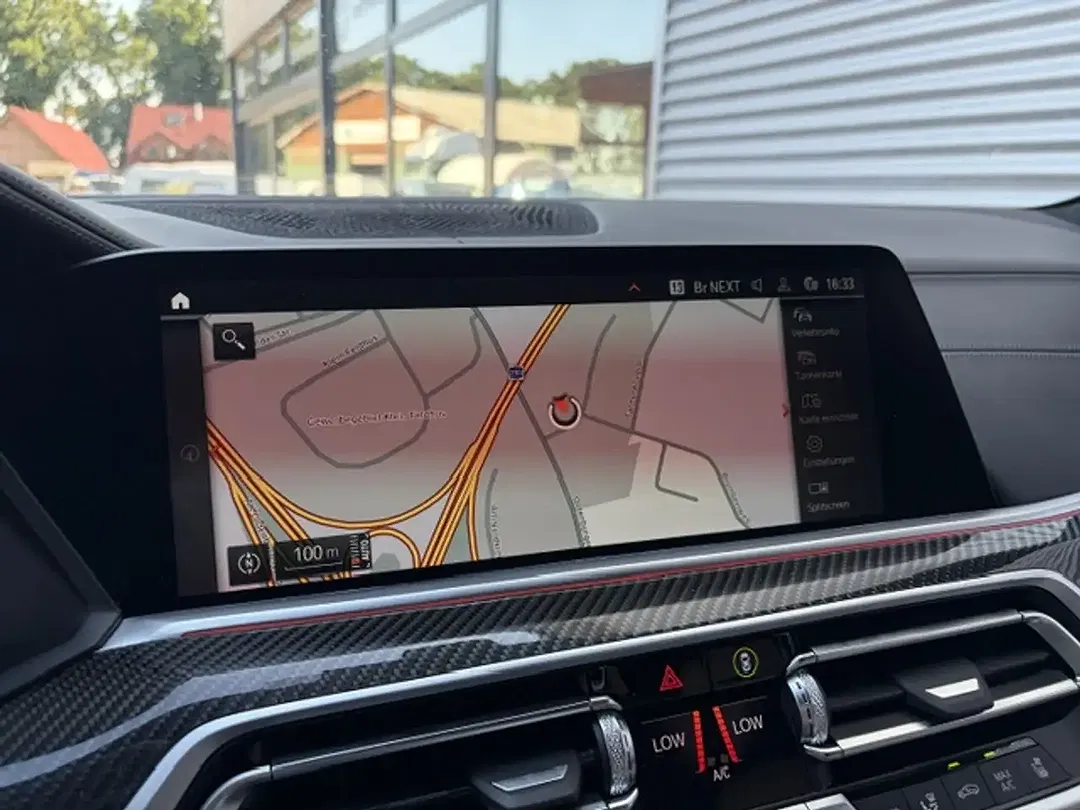 BMW X5 M - Thumbnail 10