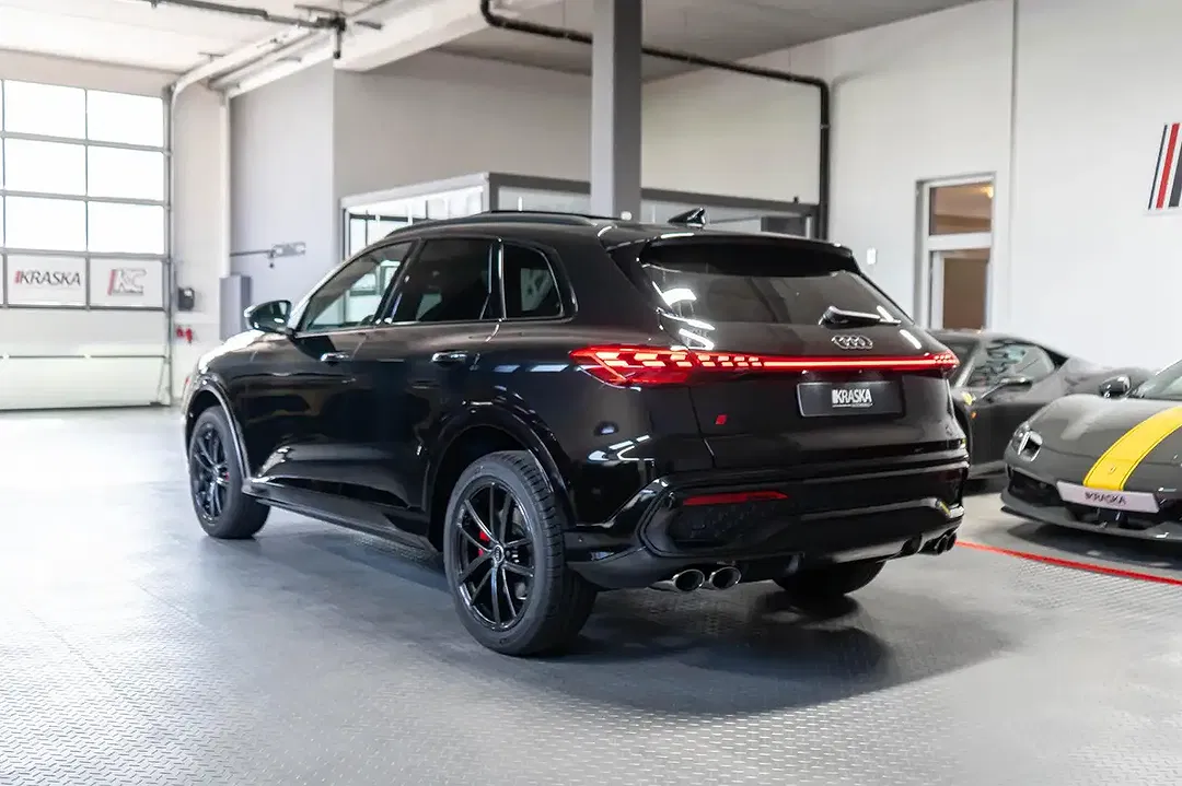 Audi SQ5 - Thumbnail 9
