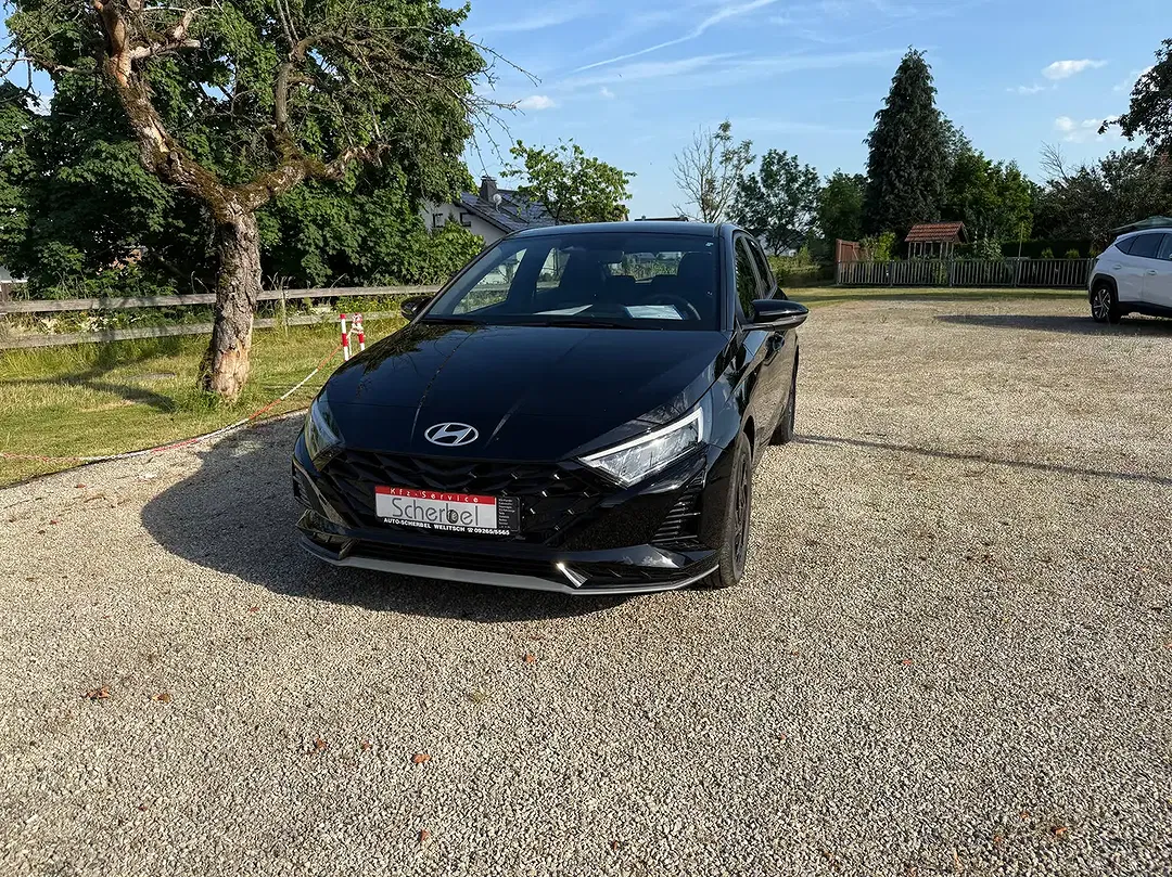 Hyundai i20 - Thumbnail 1