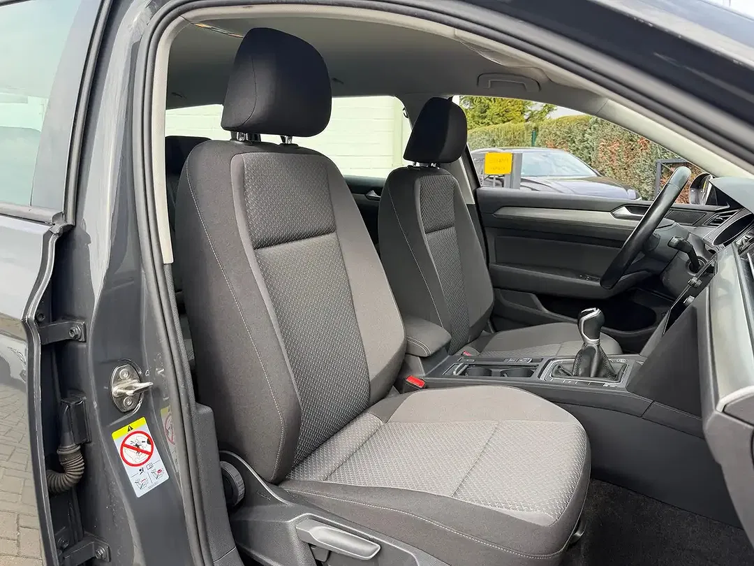 Volkswagen Passat Variant - Thumbnail 13