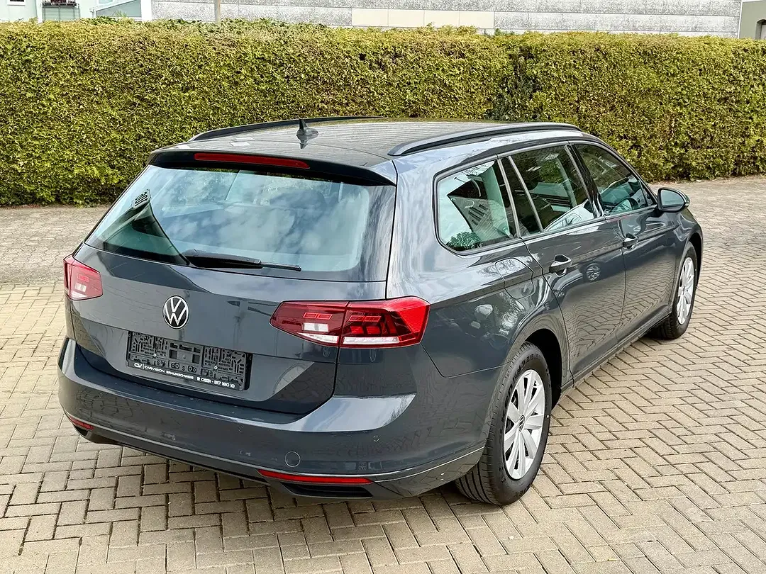 Volkswagen Passat Variant - Thumbnail 5